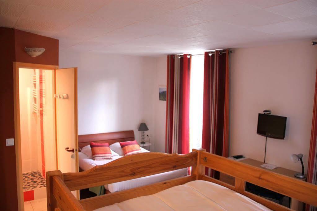 Agape Hotel Bessines Exteriér fotografie