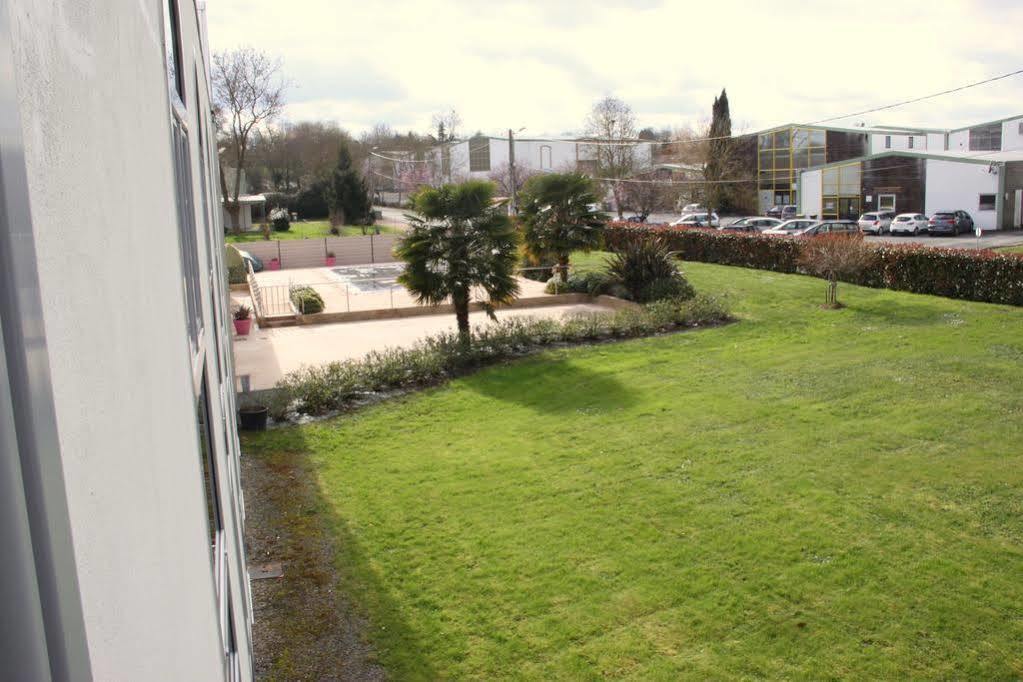 Agape Hotel Bessines Exteriér fotografie