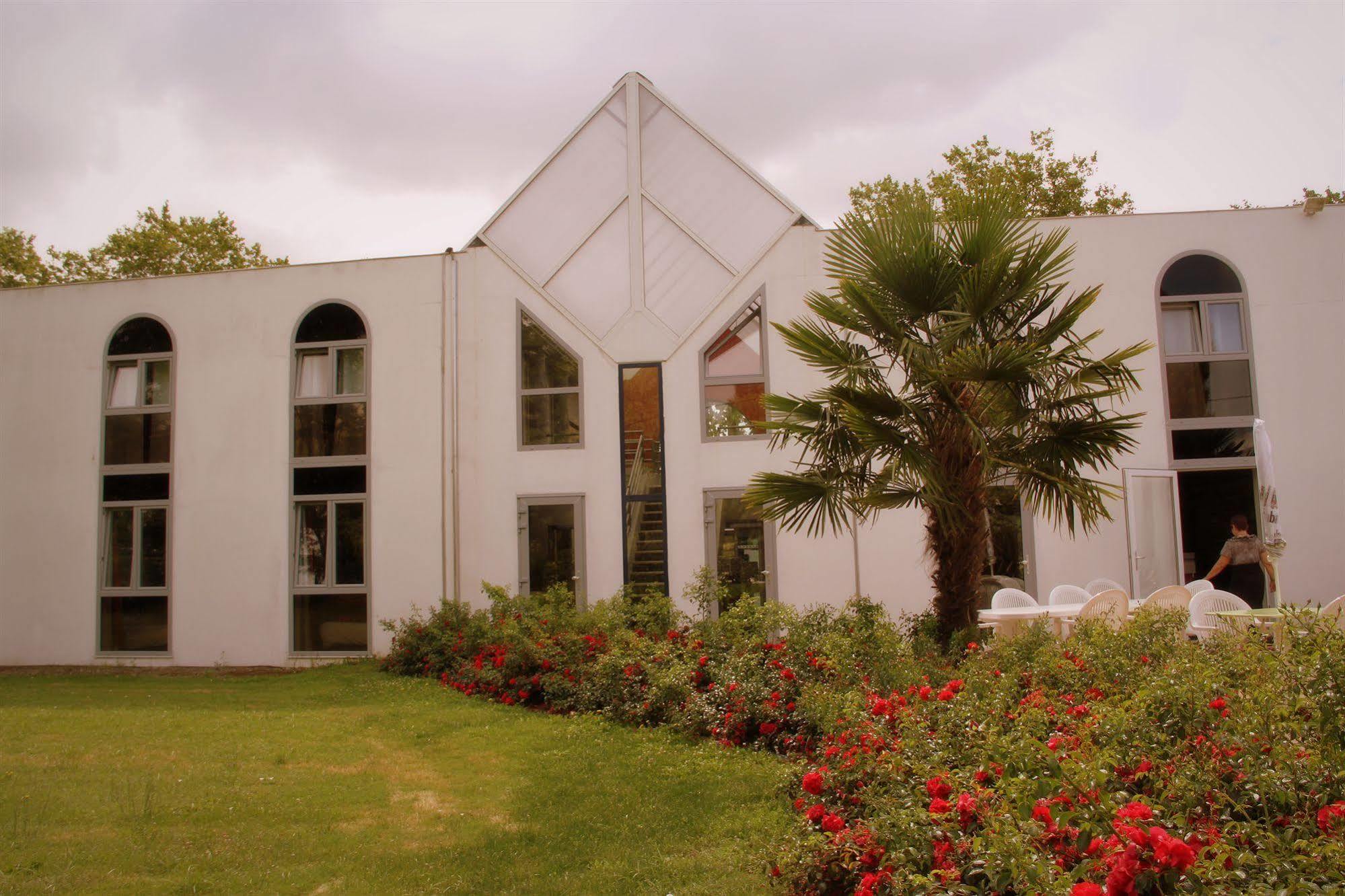 Agape Hotel Bessines Exteriér fotografie