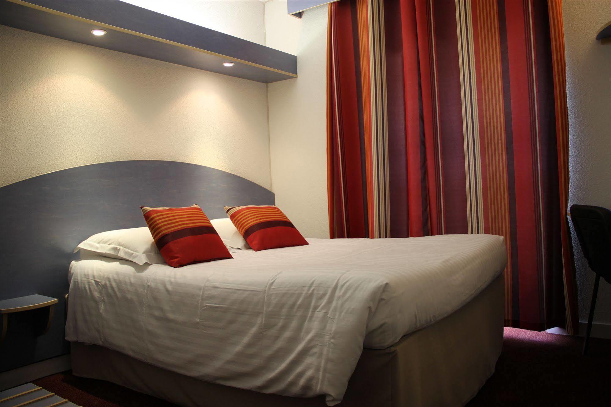 Agape Hotel Bessines Exteriér fotografie